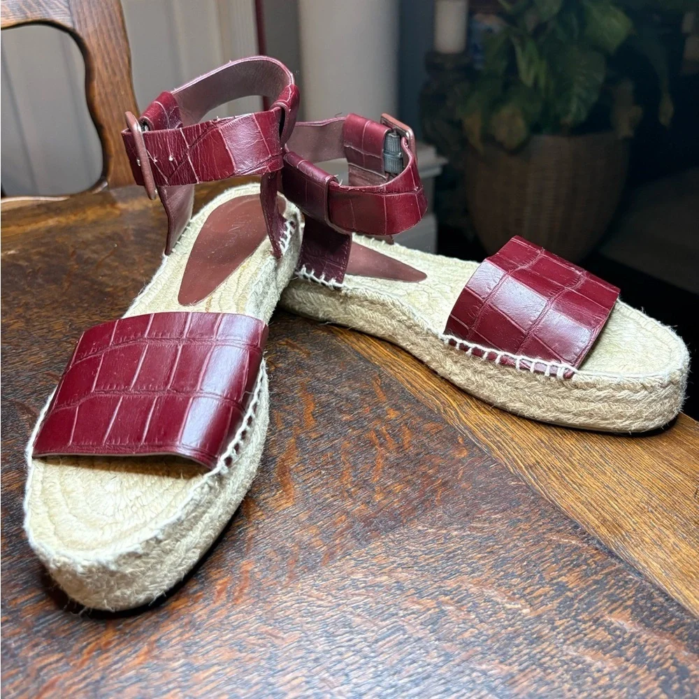 Vince Edina Nut Brown Croc Embossed Leather Platform Espadrille Sandal Size 7
